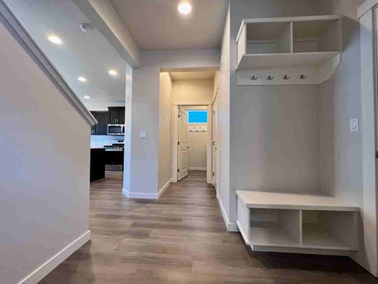 3121 N Lochness Ave - Photo 3 of 39