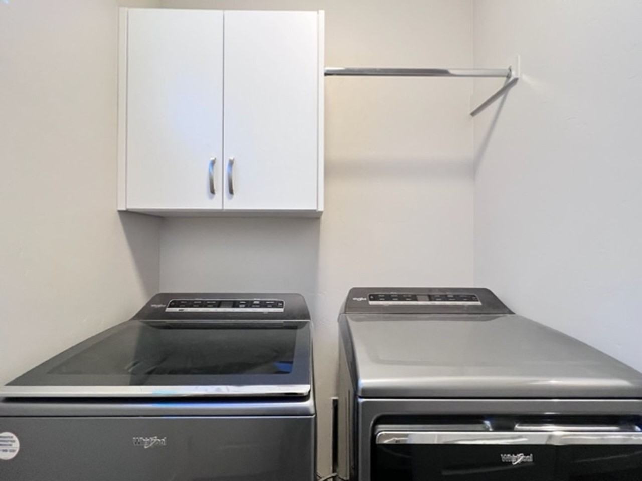 3121 N Lochness Ave - Photo 6 of 39