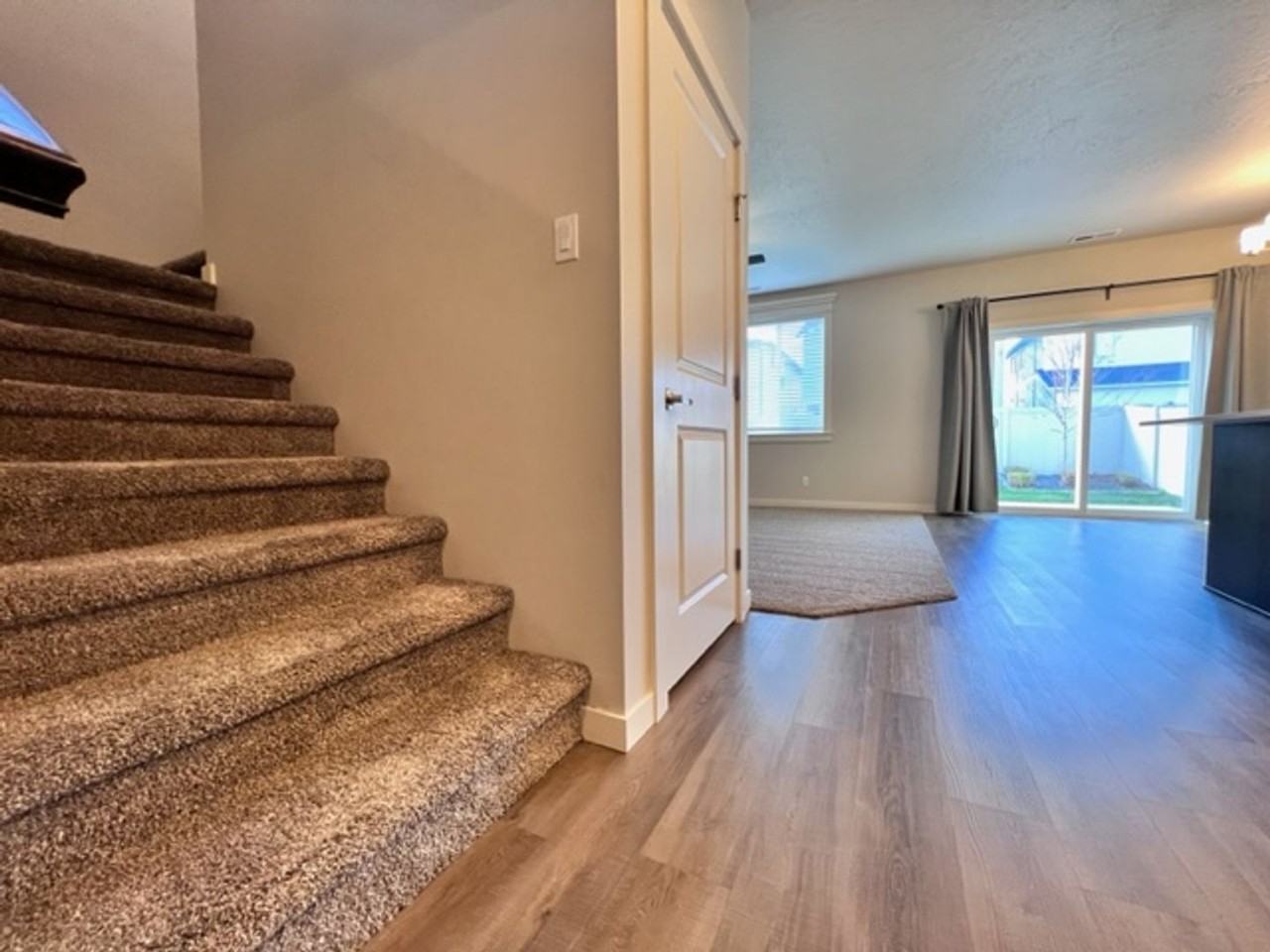 3121 N Lochness Ave - Photo 7 of 39