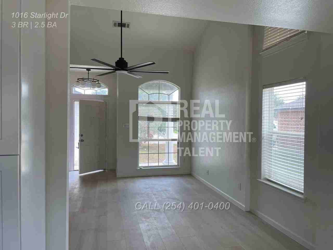 1016 Starlight Dr - Photo 2 of 18