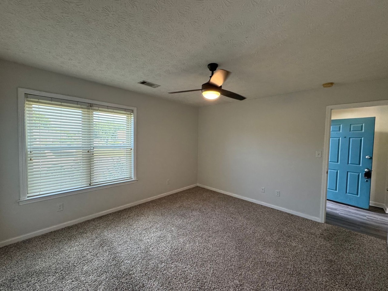 2340 Mill Ridge Dr - Photo 5 of 31