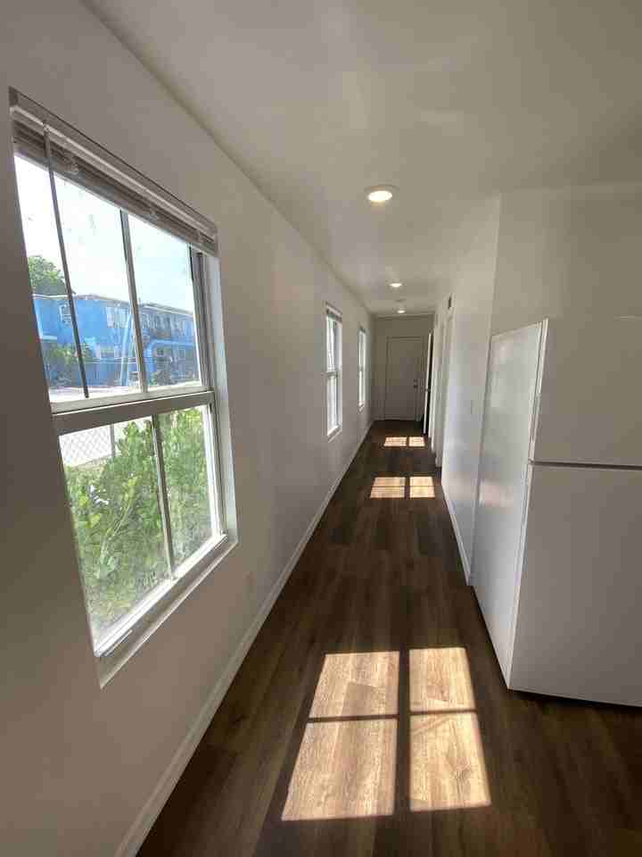 641 6th St - Photo 6 of 15