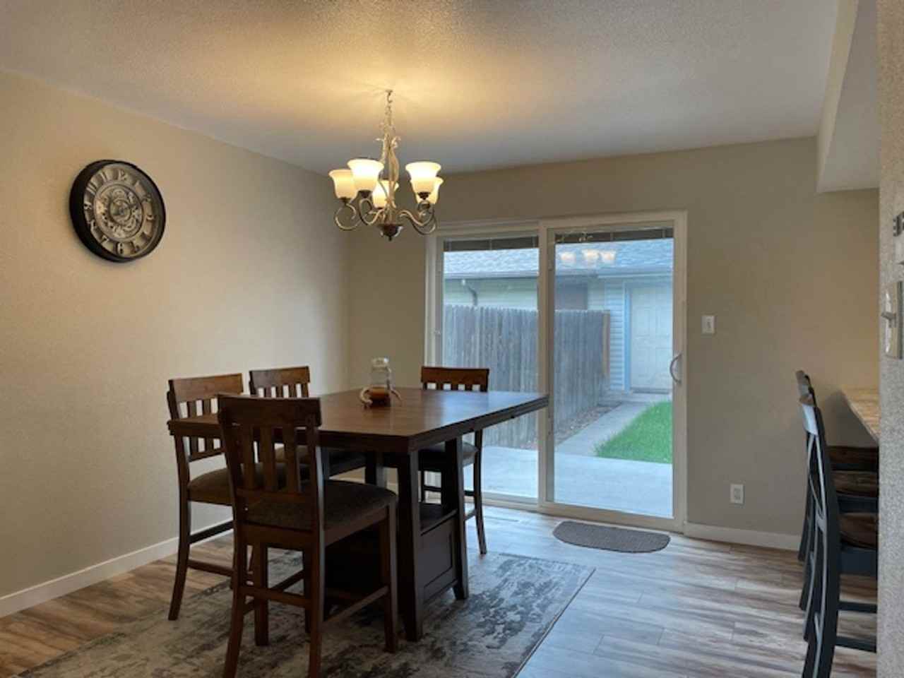 4722 E 13th St - Photo 3 of 34