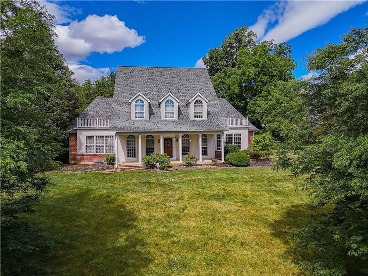 3475 Manor Rd - Photo 4 of 18