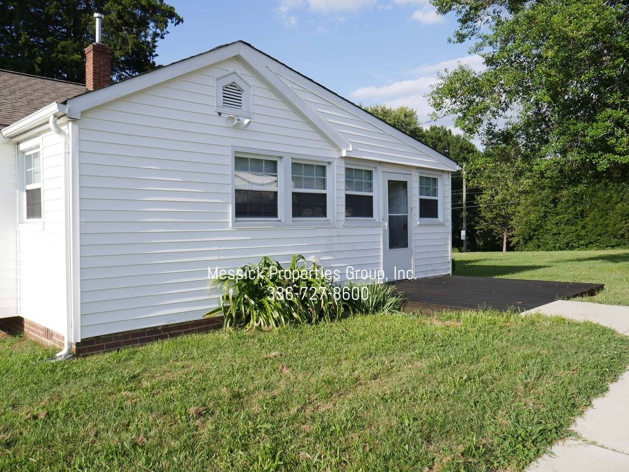1684 Ardmore Rd - Photo 2 of 18