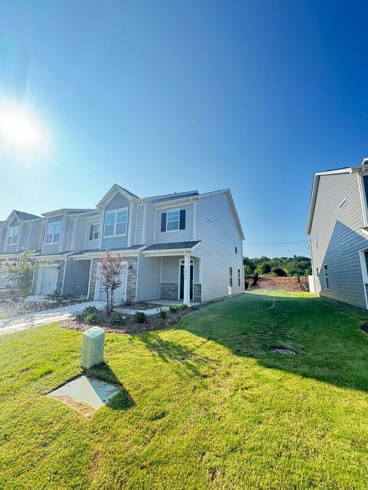 1266 Scarlet Firethorne Ave Nw - Photo 3 of 22