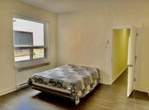 4970 Chemin Queen Mary - Photo 1 of 1