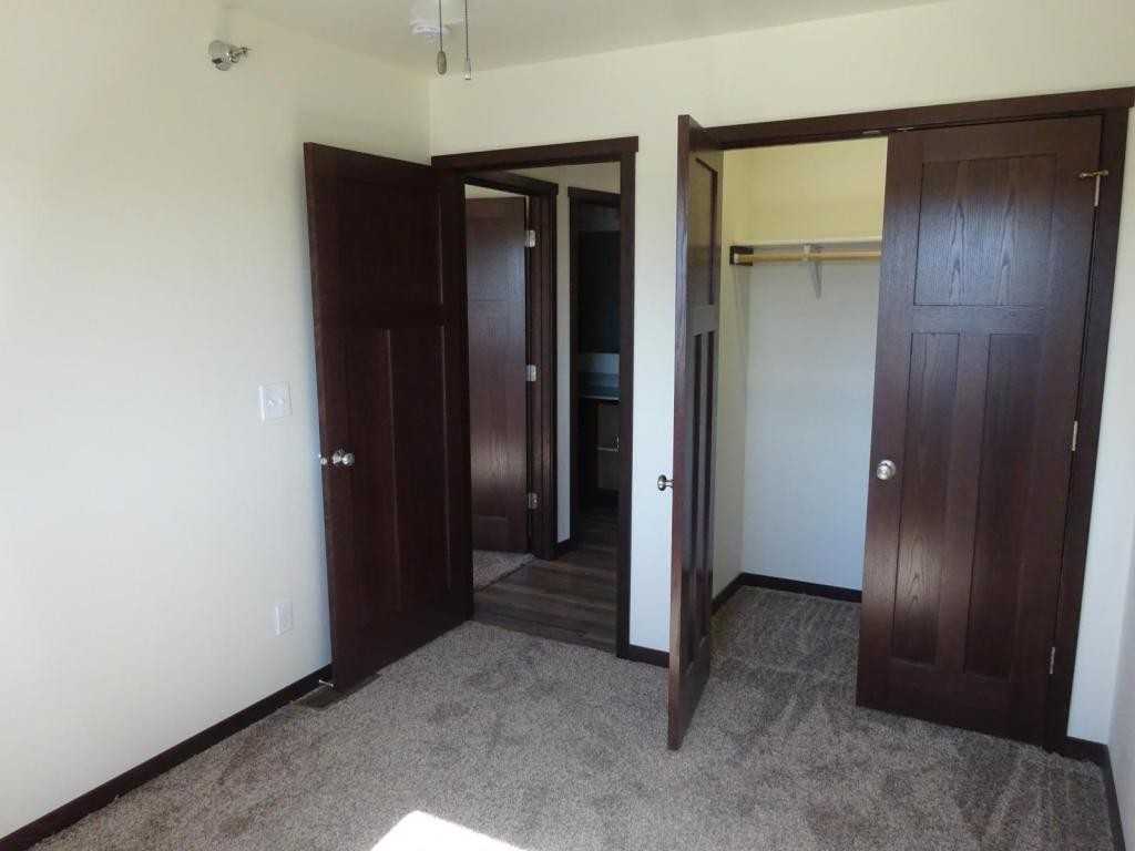 615 Mchugh Rd Apt 10 - Photo 7 of 8