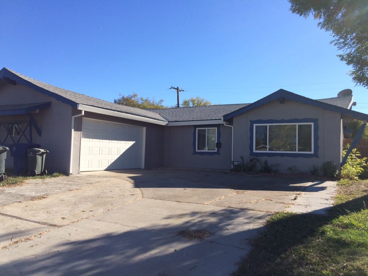 2146 Ferran Ave - Photo 3 of 24