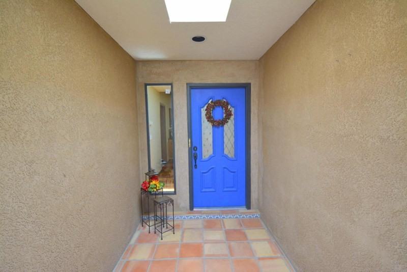 7004 La Costa Dr NE - Photo 2 of 16