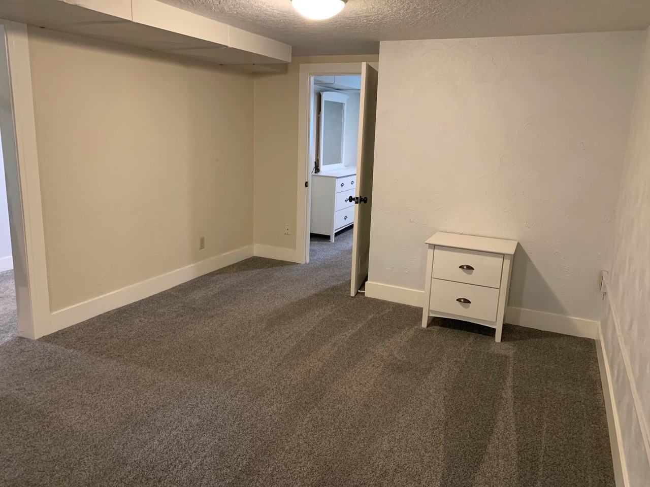 1415 S Hervey St - Photo 4 of 15