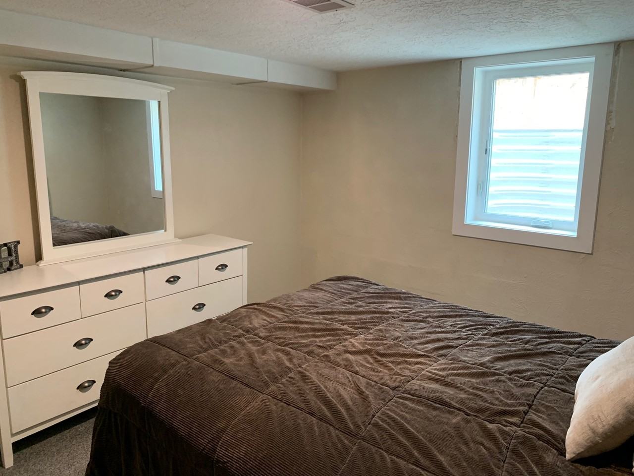 1415 S Hervey St - Photo 6 of 15