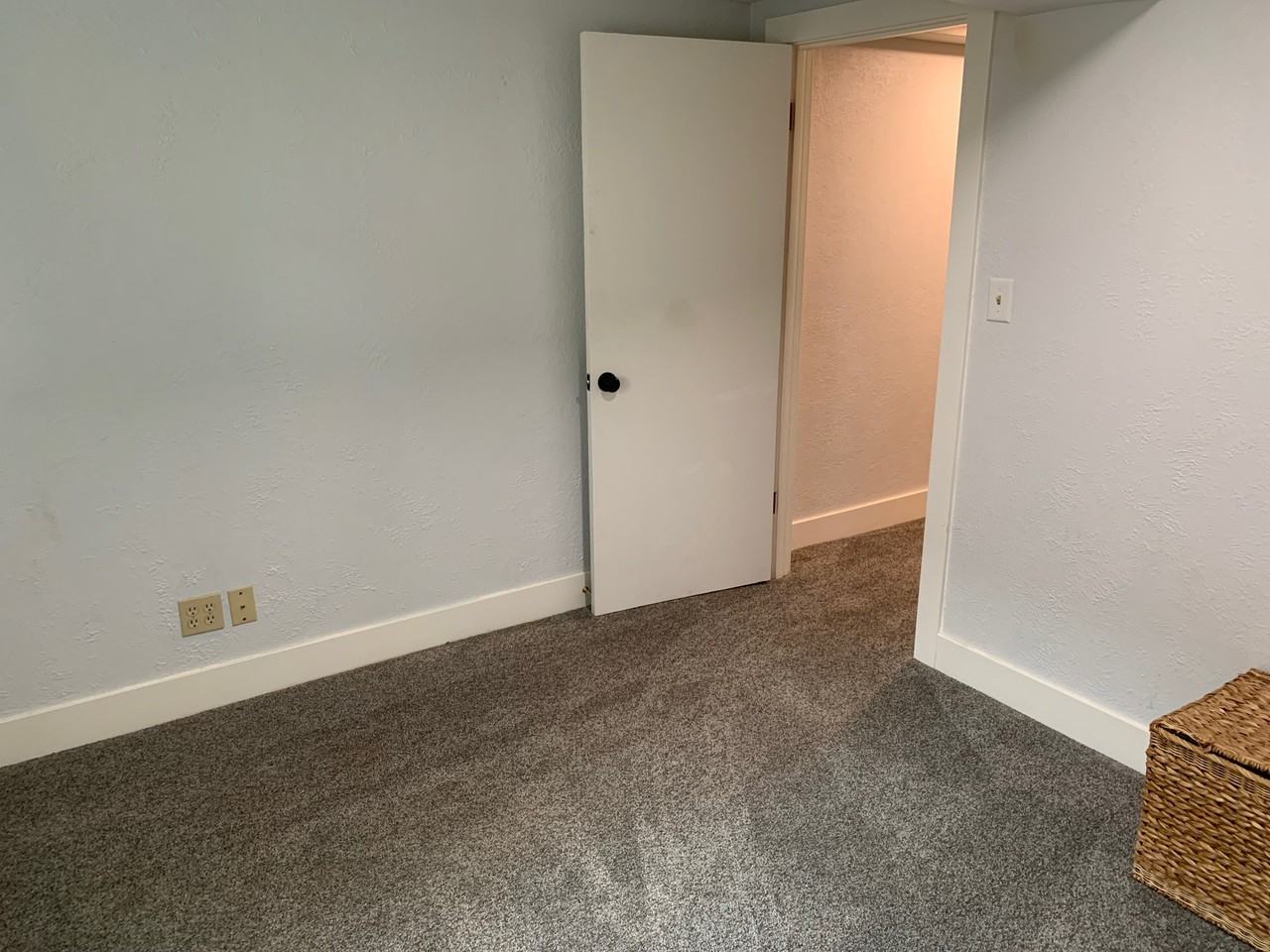 1415 S Hervey St - Photo 3 of 15