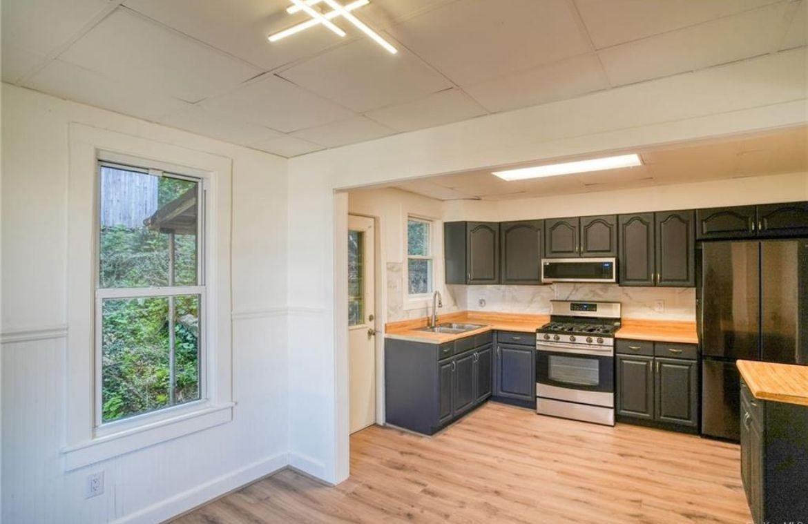 36 Orchard St - Photo 3 of 3