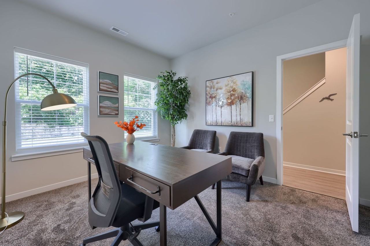 Northside Village Townhomes - Photo 4 of 21