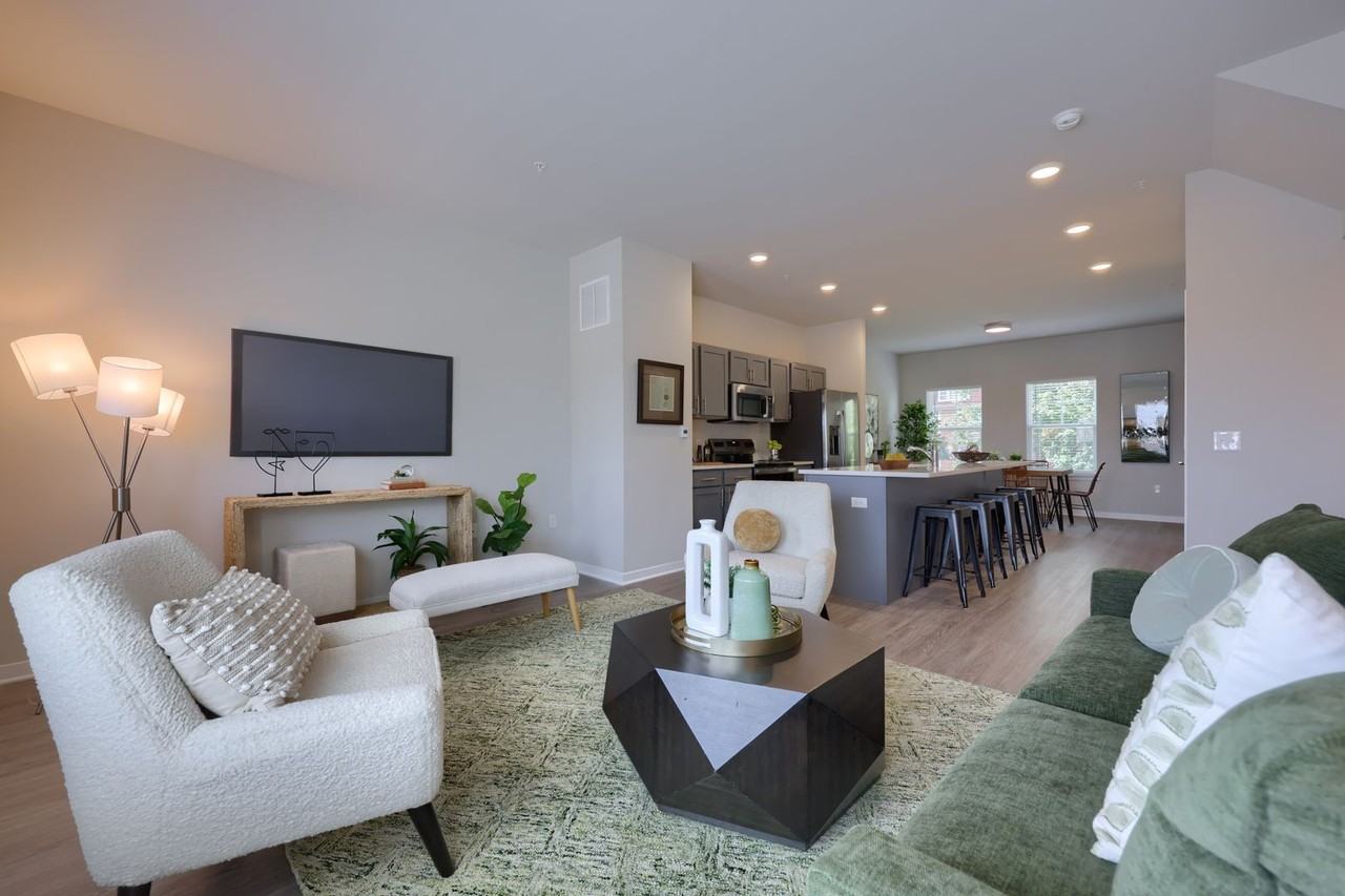 Northside Village Townhomes - Photo 6 of 21