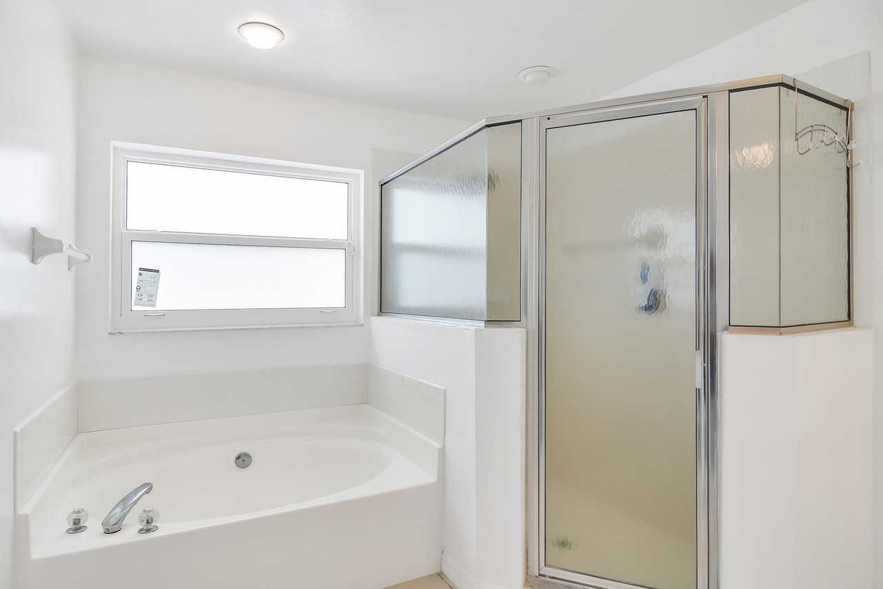 130 Sw 31st Ave - Photo 5 of 13