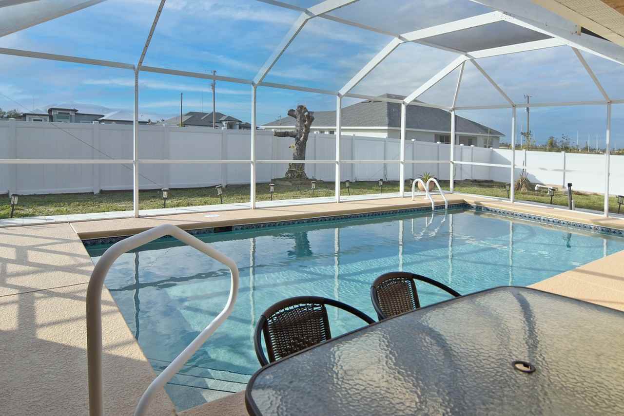 130 Sw 31st Ave - Photo 2 of 13