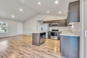 featured image of 5483 Summerland Dr