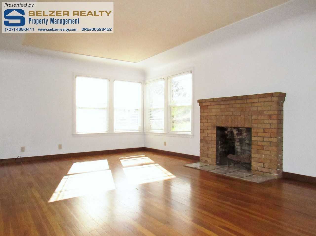 502 Jones St - Photo 2 of 15