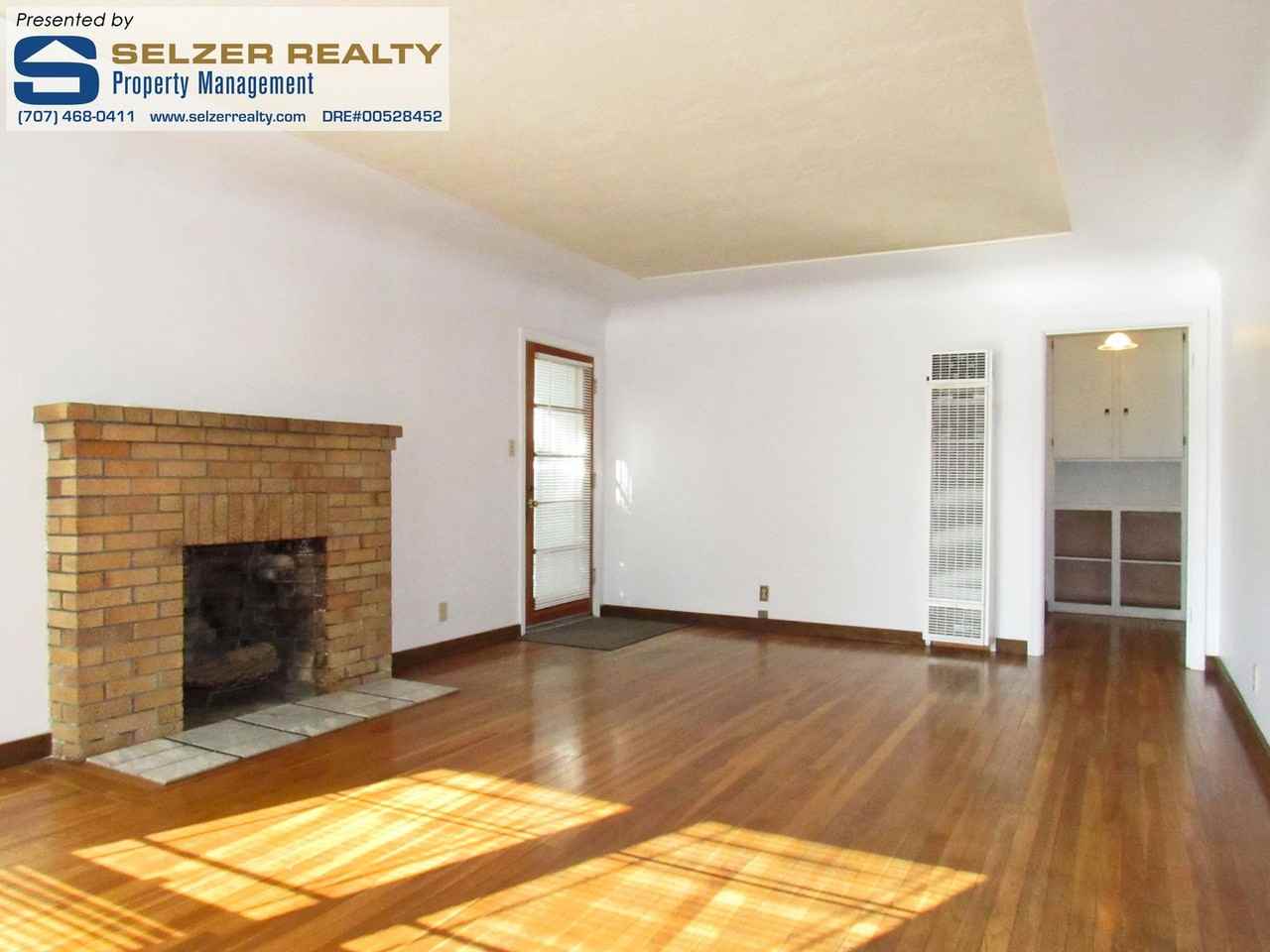 502 Jones St - Photo 3 of 15