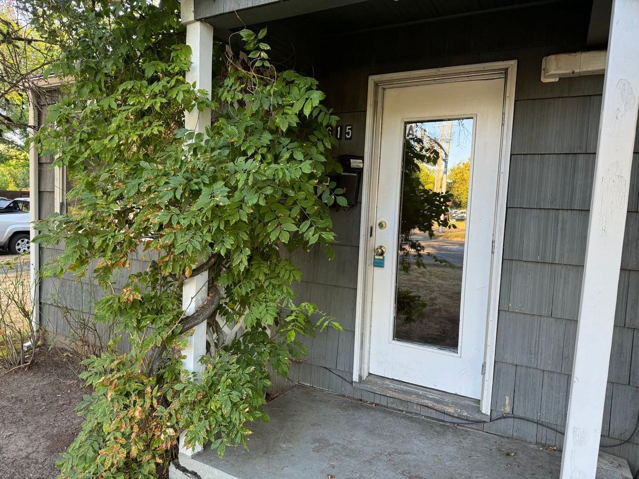 2615 Hilyard Street #A - Photo 3 of 18