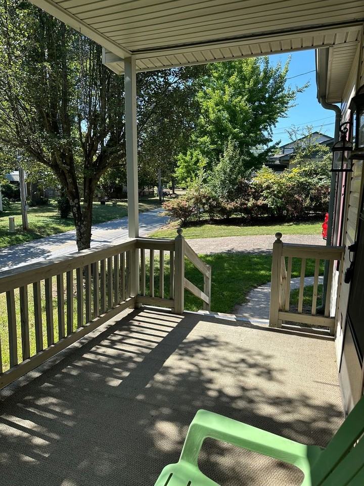 57 Park St - Photo 3 of 25