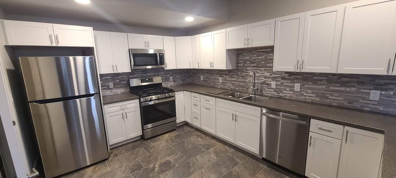 423 Brealyn Ct #B - Photo 5 of 21