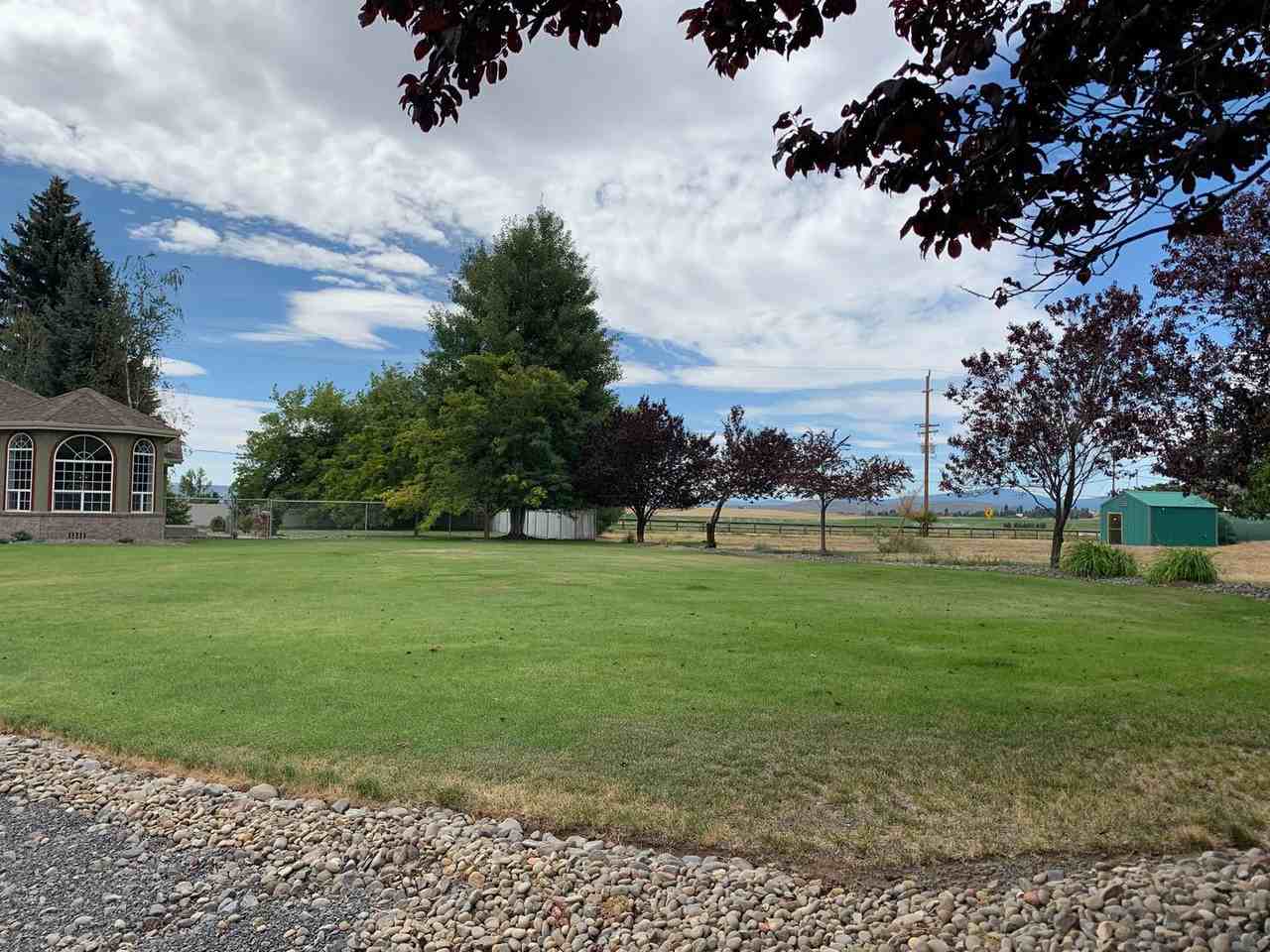 4190 Collier Ln - Photo 3 of 41