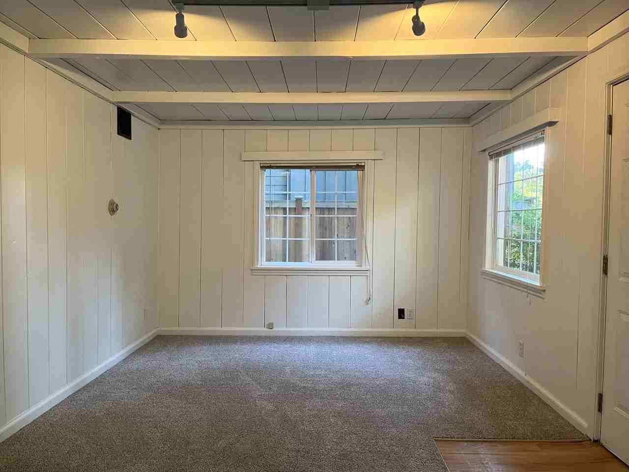2727-B Ne 92nd St - Photo 4 of 12