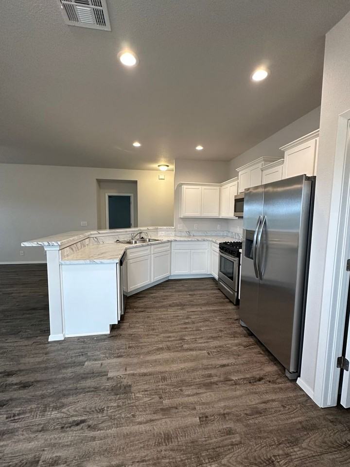 29511 E 79th St S - Photo 6 of 22