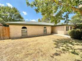 504 Dianne Dr - Photo 1 of 1