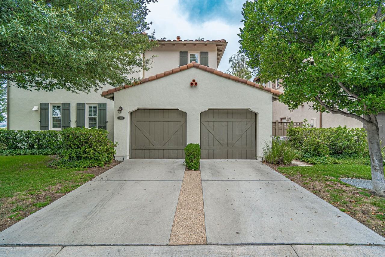 27008 San Ysidro Ave - Photo 2 of 32