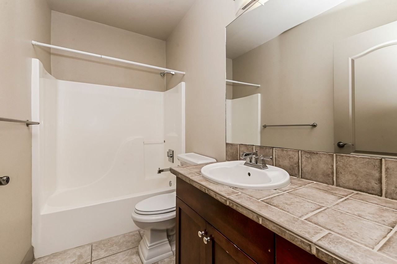 1207 W Fort St #218 - Photo 7 of 24