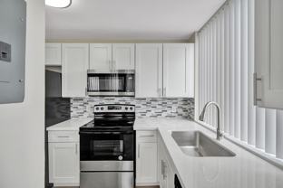 4222 Inverrary Blvd - Photo 1 of 1