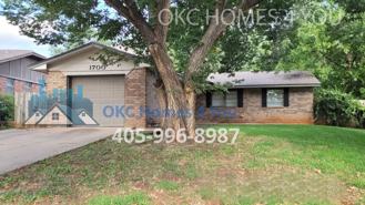 1700 Edgewood Dr - Photo 1 of 1