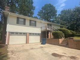 featured image of 107 Dogwood Dr