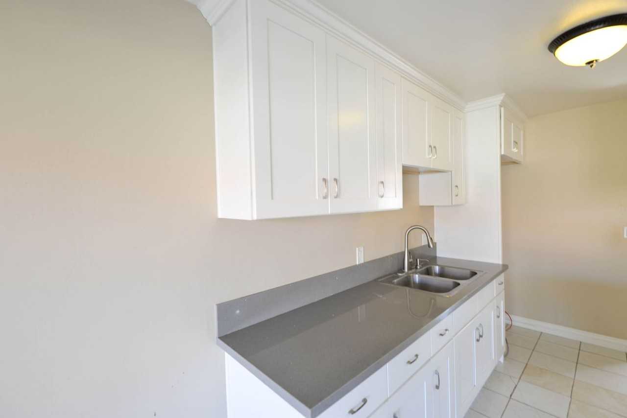 6460 Crescent Ave - Photo 3 of 28