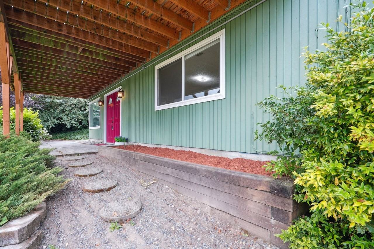 23918 43rd Ave S - Photo 2 of 20