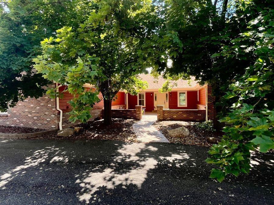 18450 E Hinsdale Ave - Photo 3 of 39