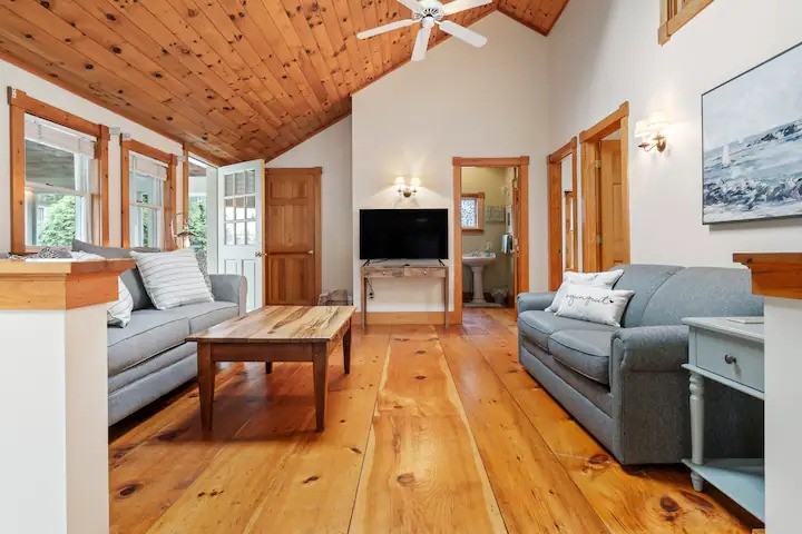 13 Black Boar Dr #3A - Photo 5 of 21
