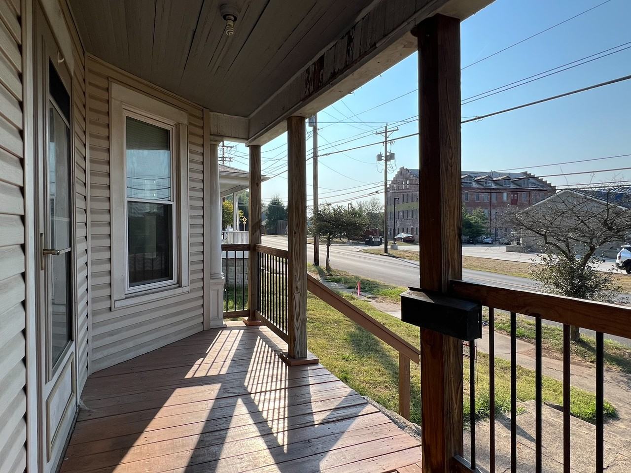 729 Greene St #A - Photo 3 of 18