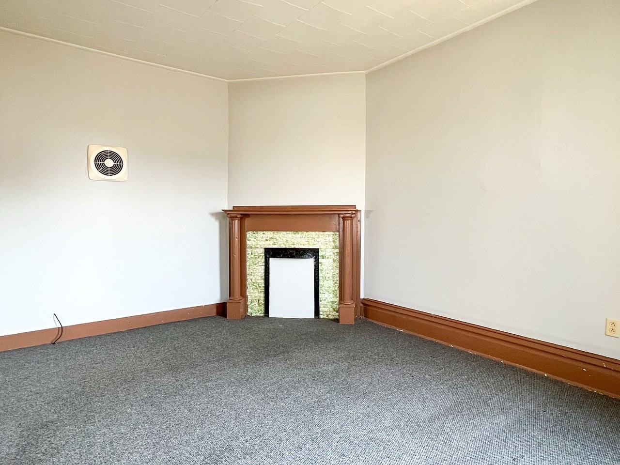 729 Greene St #A - Photo 7 of 18