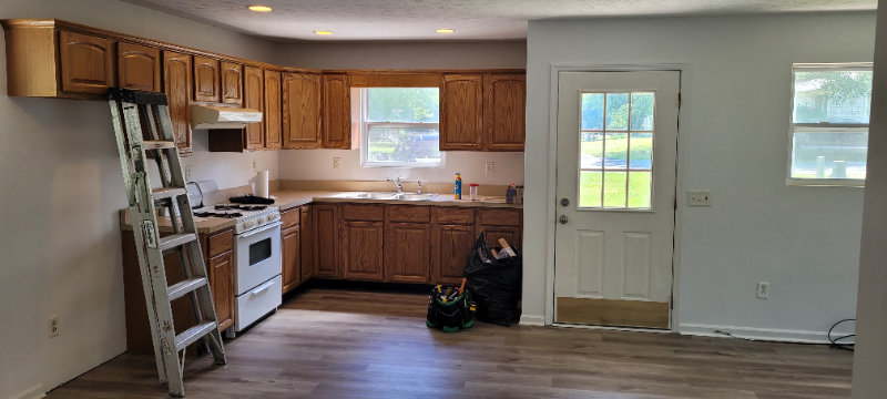 3 Maxine Ln - Photo 3 of 14