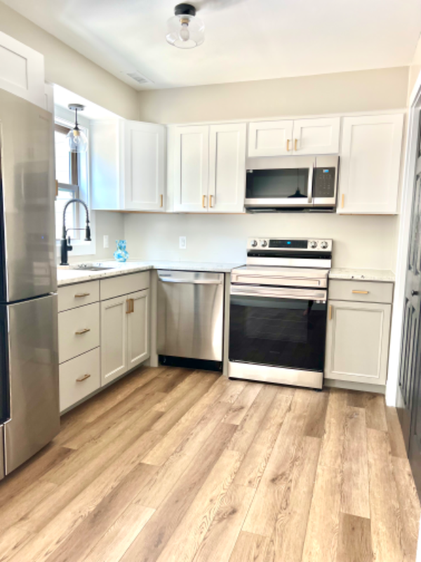 8 Portwest Townhouses #B