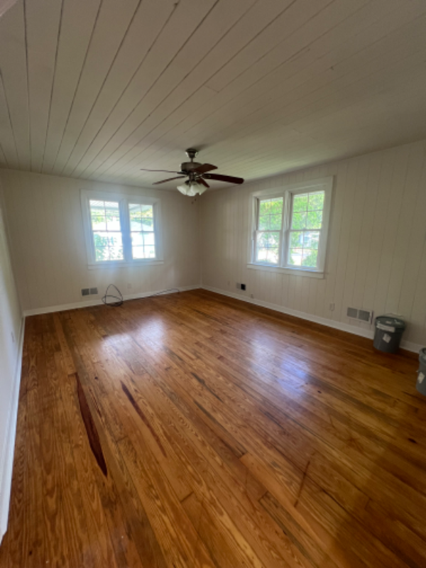 107 N 31st St - Photo 2 of 6