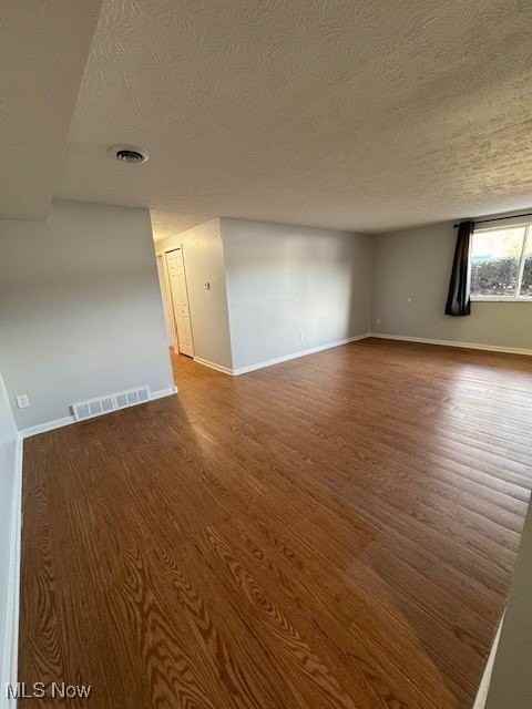 4385 Inner Circle Dr - Photo 3 of 14