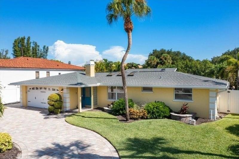 339 Avenida De Paradisio - Photo 2 of 17