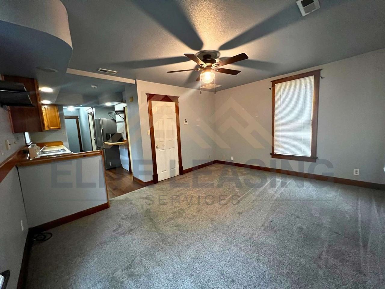 424 Sw Fillmore St - Photo 3 of 12