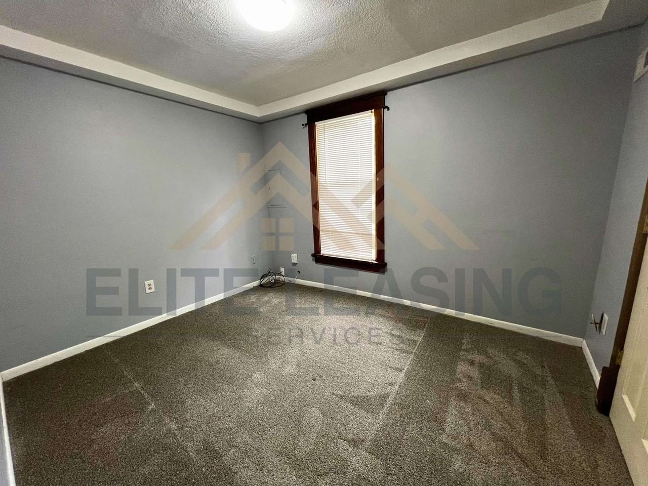 424 Sw Fillmore St - Photo 6 of 12